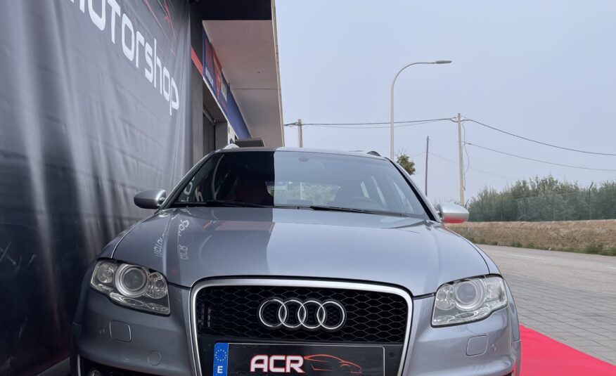 AUDI RS4 V8 4.2
