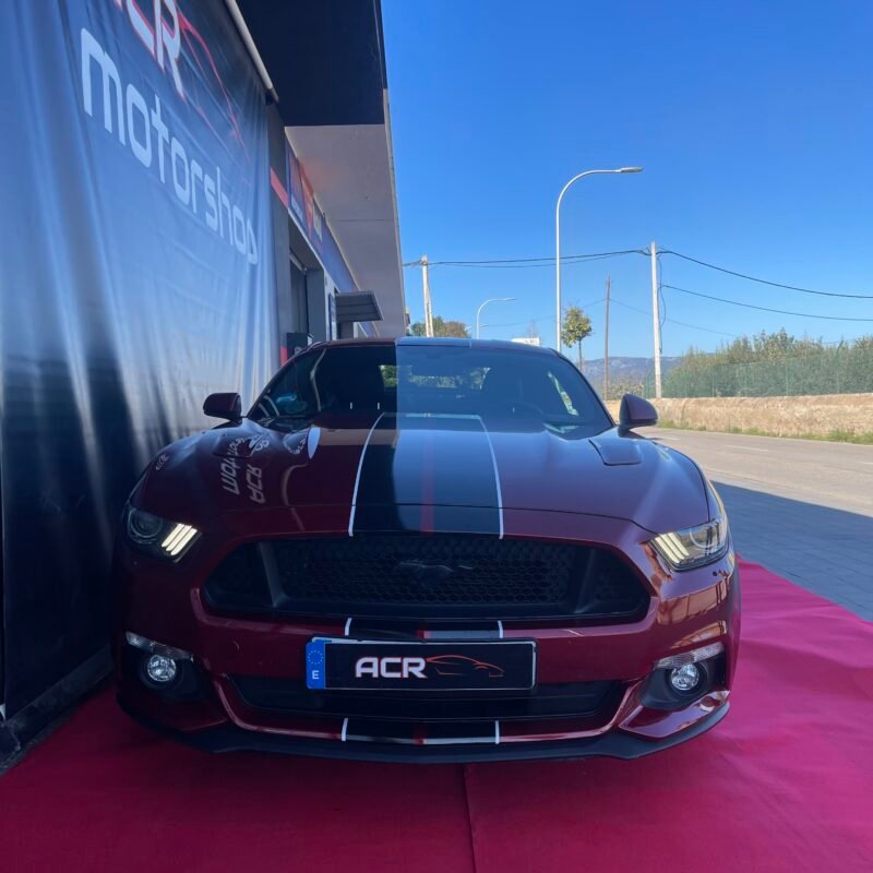 FORD MUSTANG GT 5.O FASTBACK