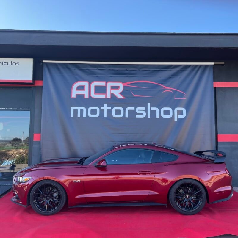 FORD MUSTANG GT 5.O FASTBACK