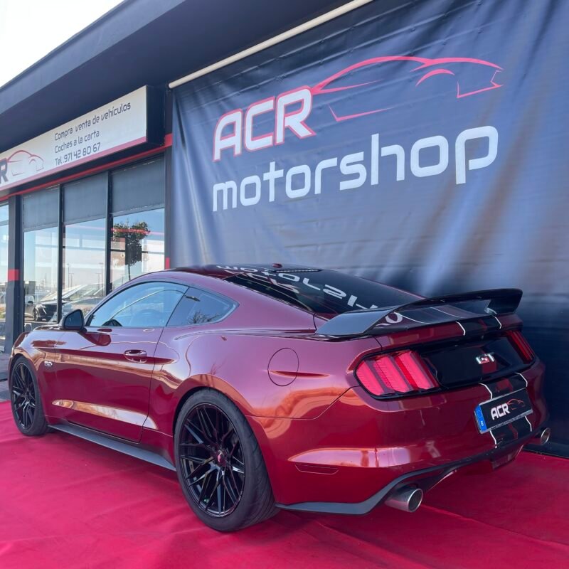 FORD MUSTANG GT 5.O FASTBACK