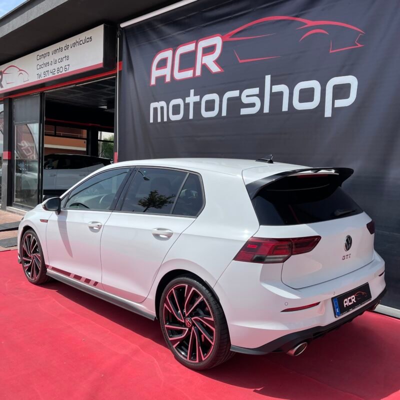 VOLKSWAGEN Golf GTI CLUBSPORT