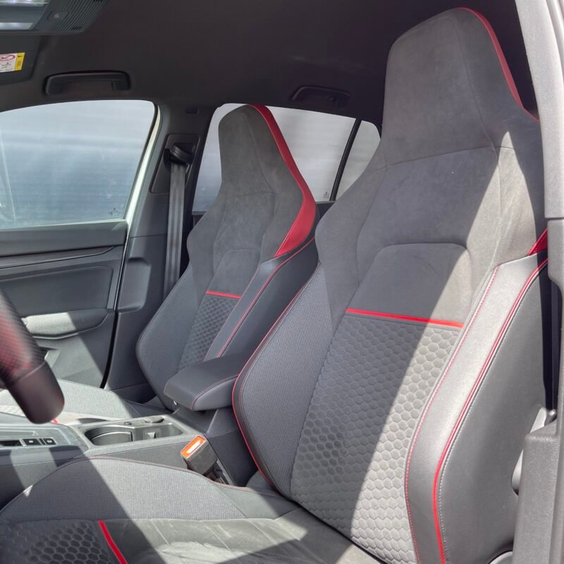 VOLKSWAGEN Golf GTI CLUBSPORT