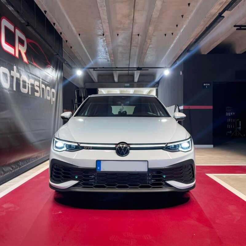 VOLKSWAGEN Golf GTI CLUBSPORT