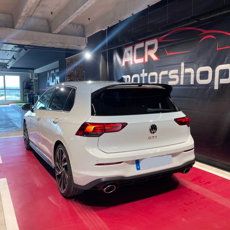 VOLKSWAGEN Golf GTI CLUBSPORT