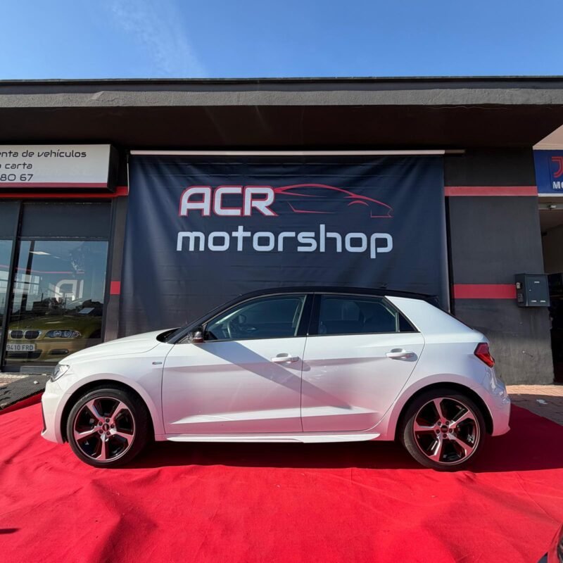 AUDI A1 30 TFSI SLINE