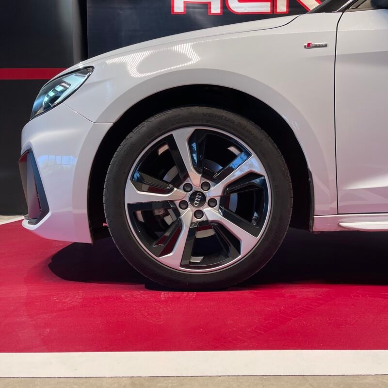 AUDI A1 30 TFSI SLINE