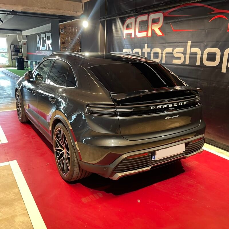 PORSCHE MACAN 4 ELECTRIC