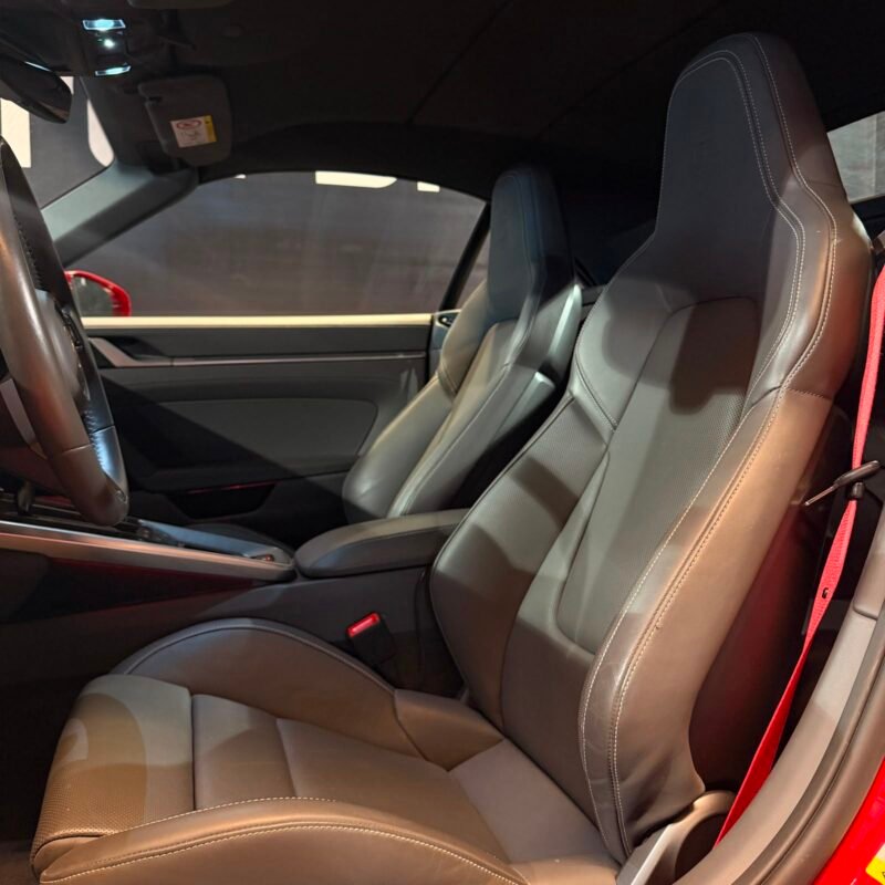PORSCHE 911 CARRERA 992 CABRIO