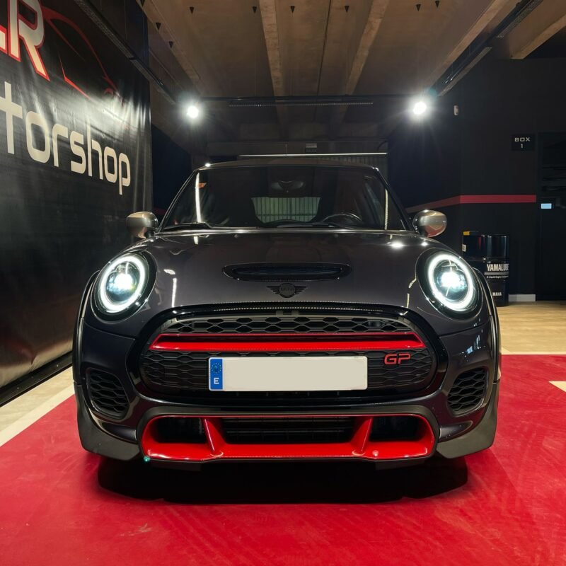 MINI JOHN COOPER WORKS GP