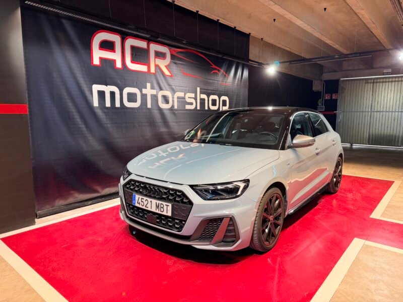 AUDI A1 40tfsi S-line