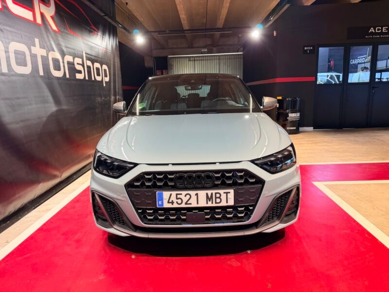 AUDI A1 40tfsi S-line