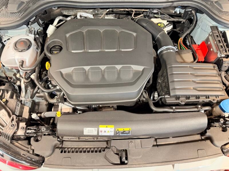 AUDI A1 40tfsi S-line
